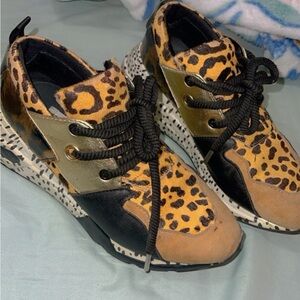 Steve Madden sneakers